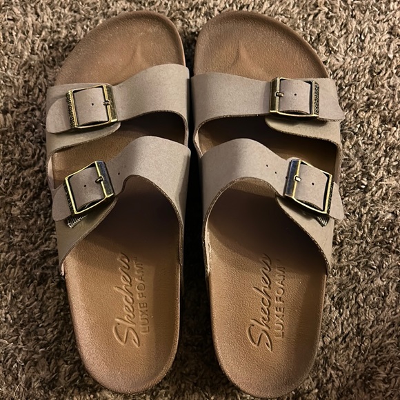 Skechers Shoes - Skechers Luxe Foam Sandals Size 8